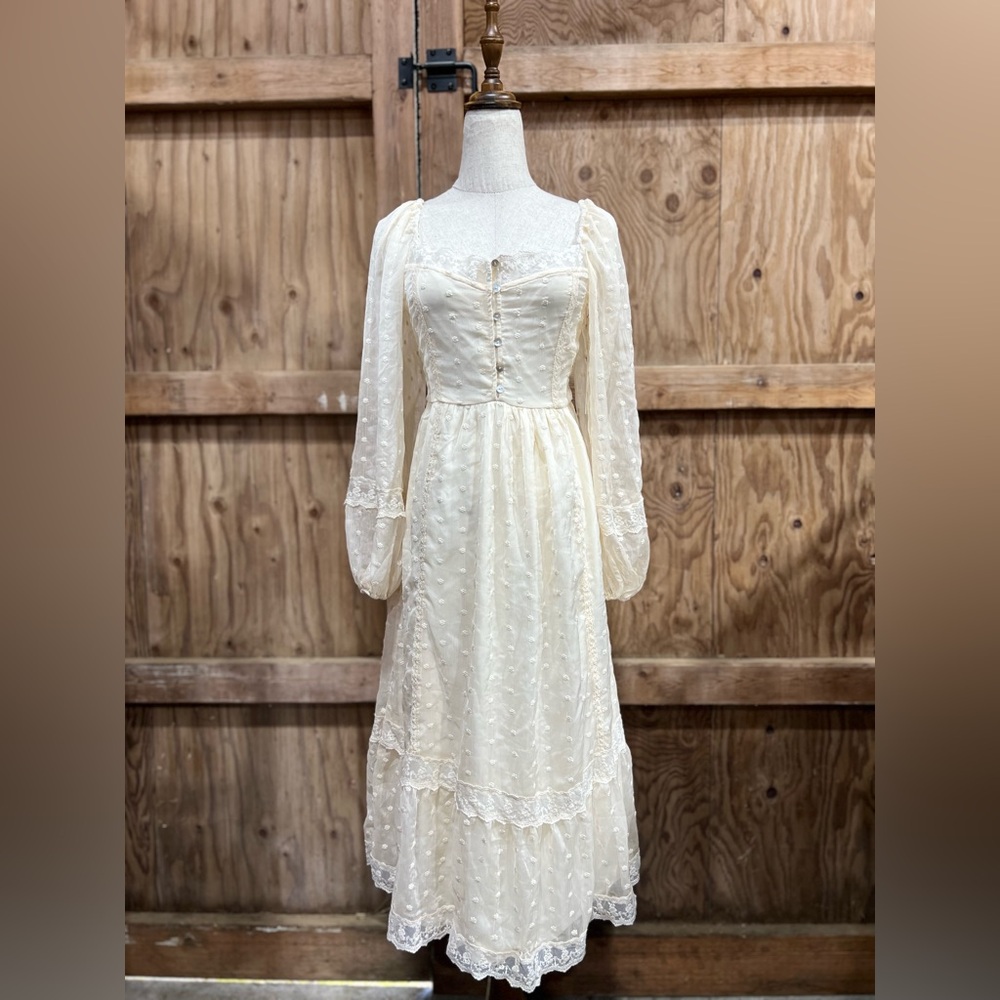 A Collective Story Midi Dress Fully Lined Lace Sheer Embroidery Woman’s Size S